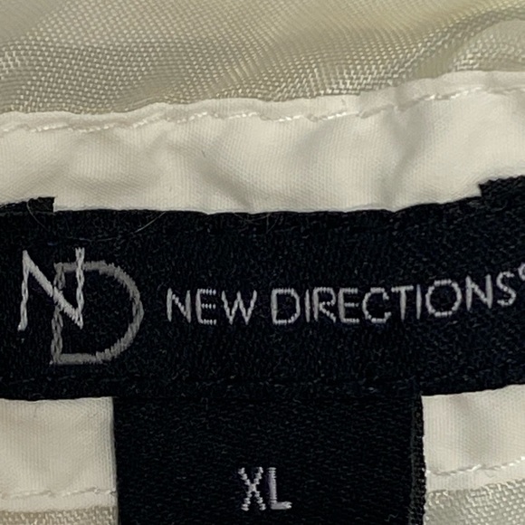 New Directions Women’s Puffer Quilted Vest. Size XL - Picture 9 of 9